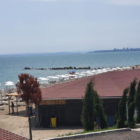 Апартамент Иванови Сарафово Burgas Stad Buitenkant foto