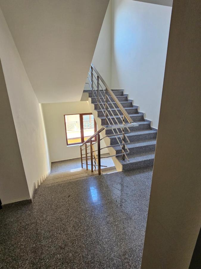 Апартамент Иванови Сарафово Burgas Stad Buitenkant foto